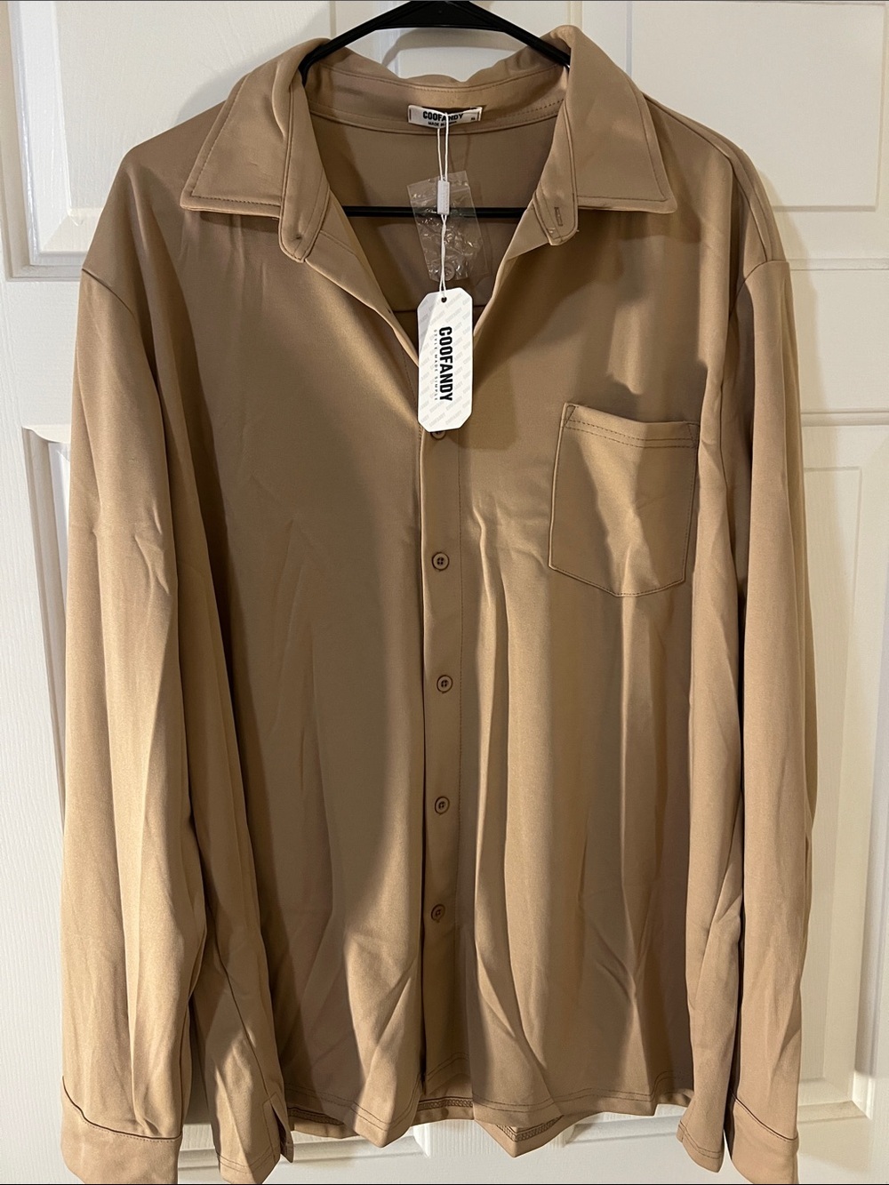 Good American Men's Long Sleeve Button-Up Shirt in Light Brown